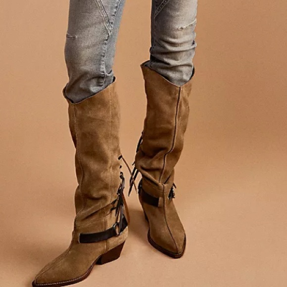 Free People Back-lace Sway Low Slouchy Boots. Western inspired suede pull-on. - Picture 2 of 16